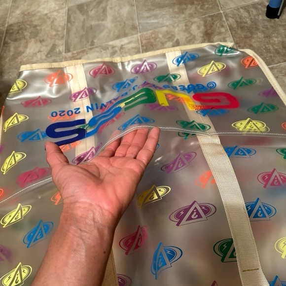 J Balvin Tote Bag by GUESS - Picture 3 of 3